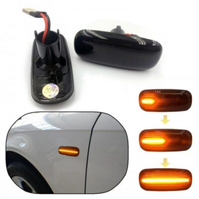 Бягащи LED мигачи за калник Audi A4/A6/A3 8P – Черен опушен комплект (2 бр.)